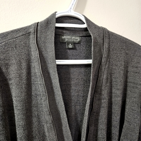 Barefoot Dreams - Cozychic Ultra Lite Luxury Spa Robe in Faded Black - Size M - Picture 4 of 9